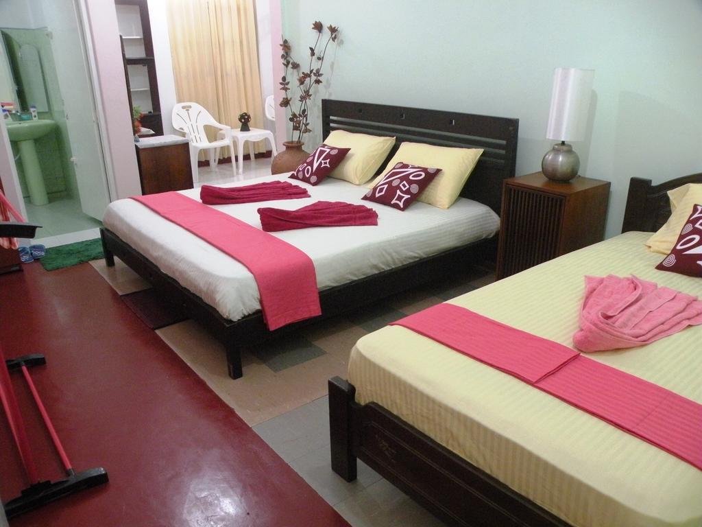 Henderson Airport Residence Negombo Zimmer foto