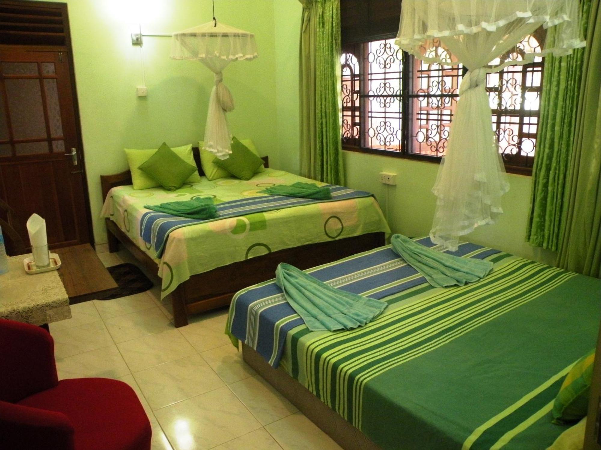 Henderson Airport Residence Negombo Zimmer foto