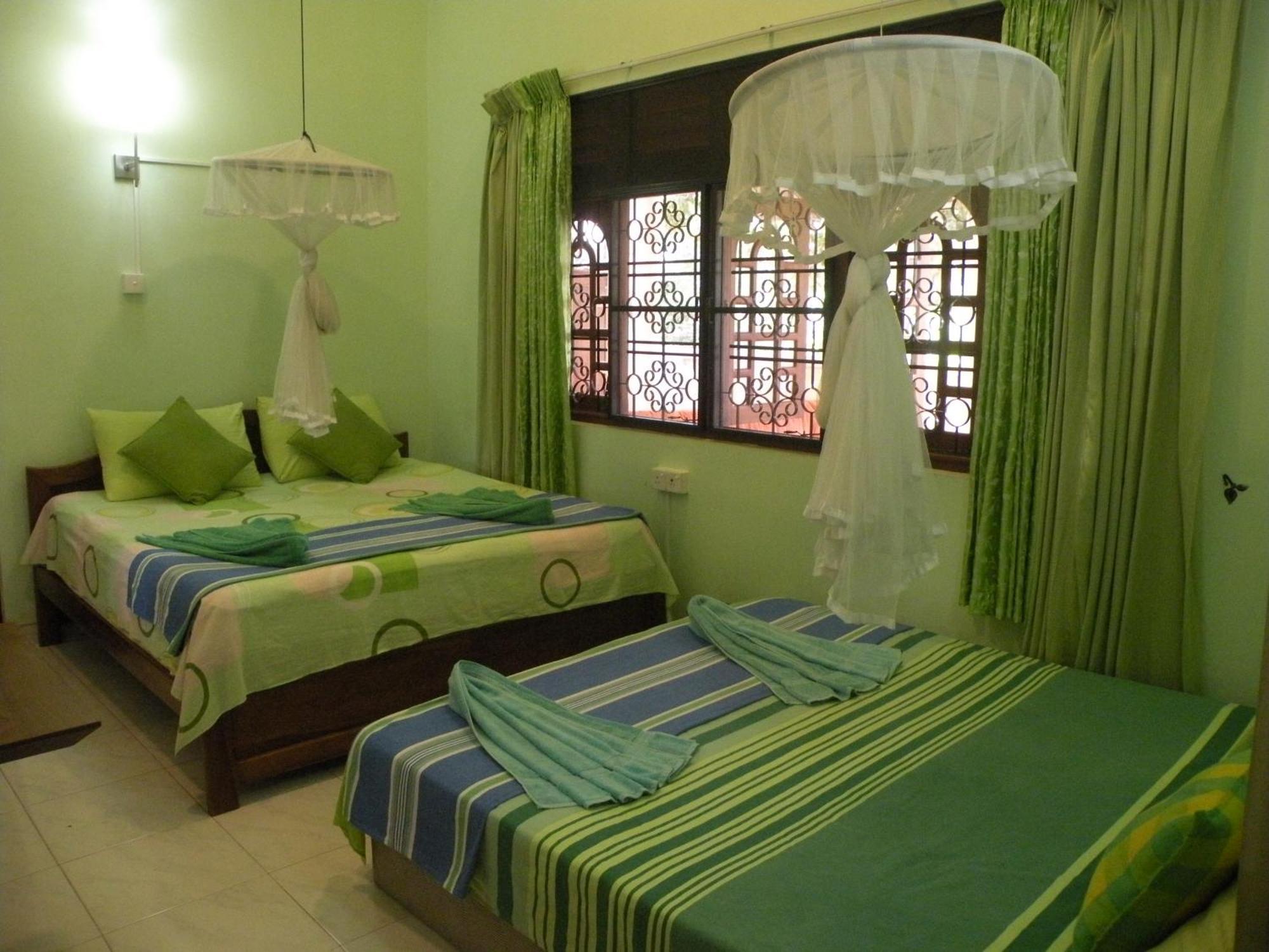Henderson Airport Residence Negombo Zimmer foto