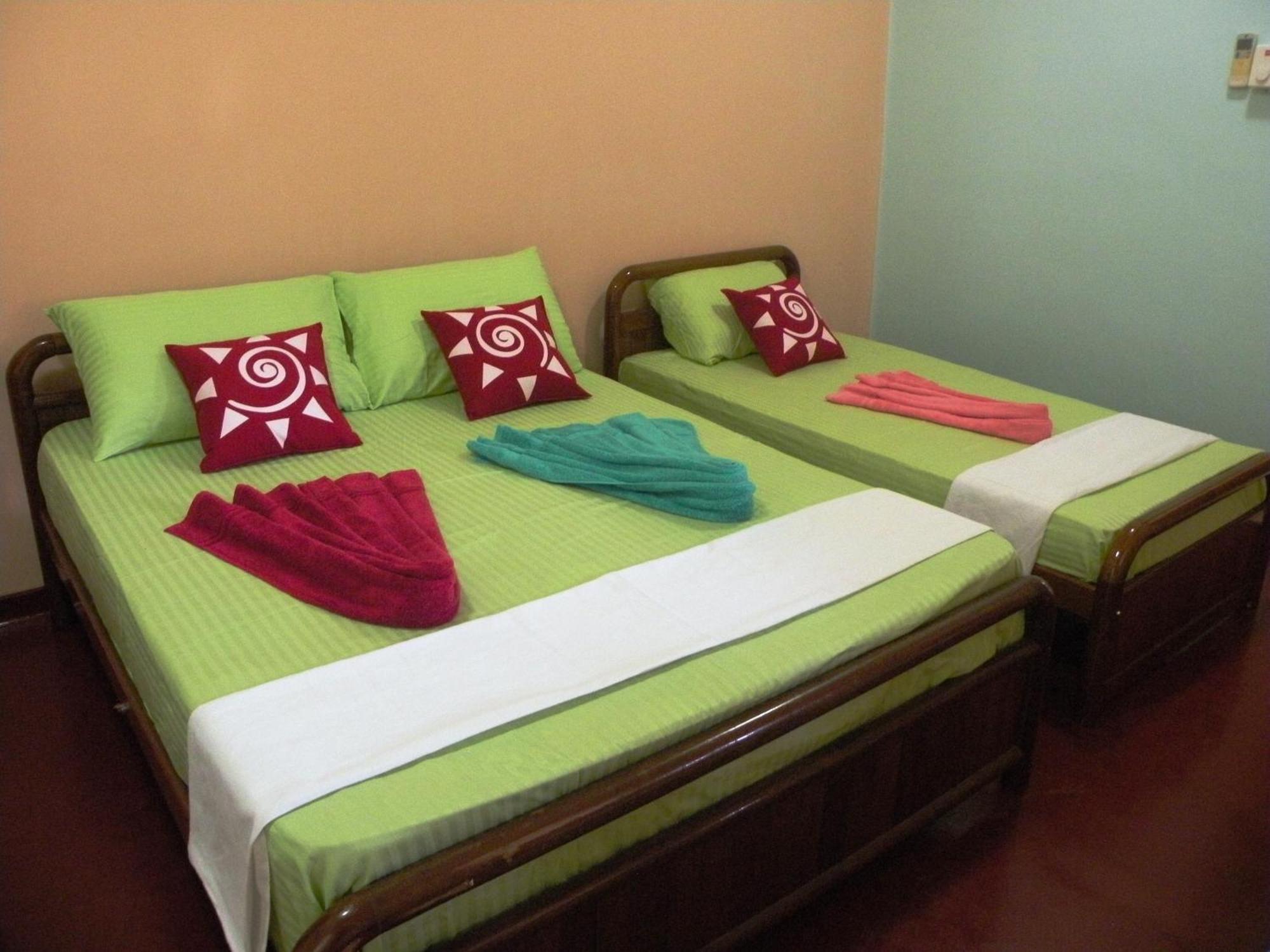 Henderson Airport Residence Negombo Zimmer foto