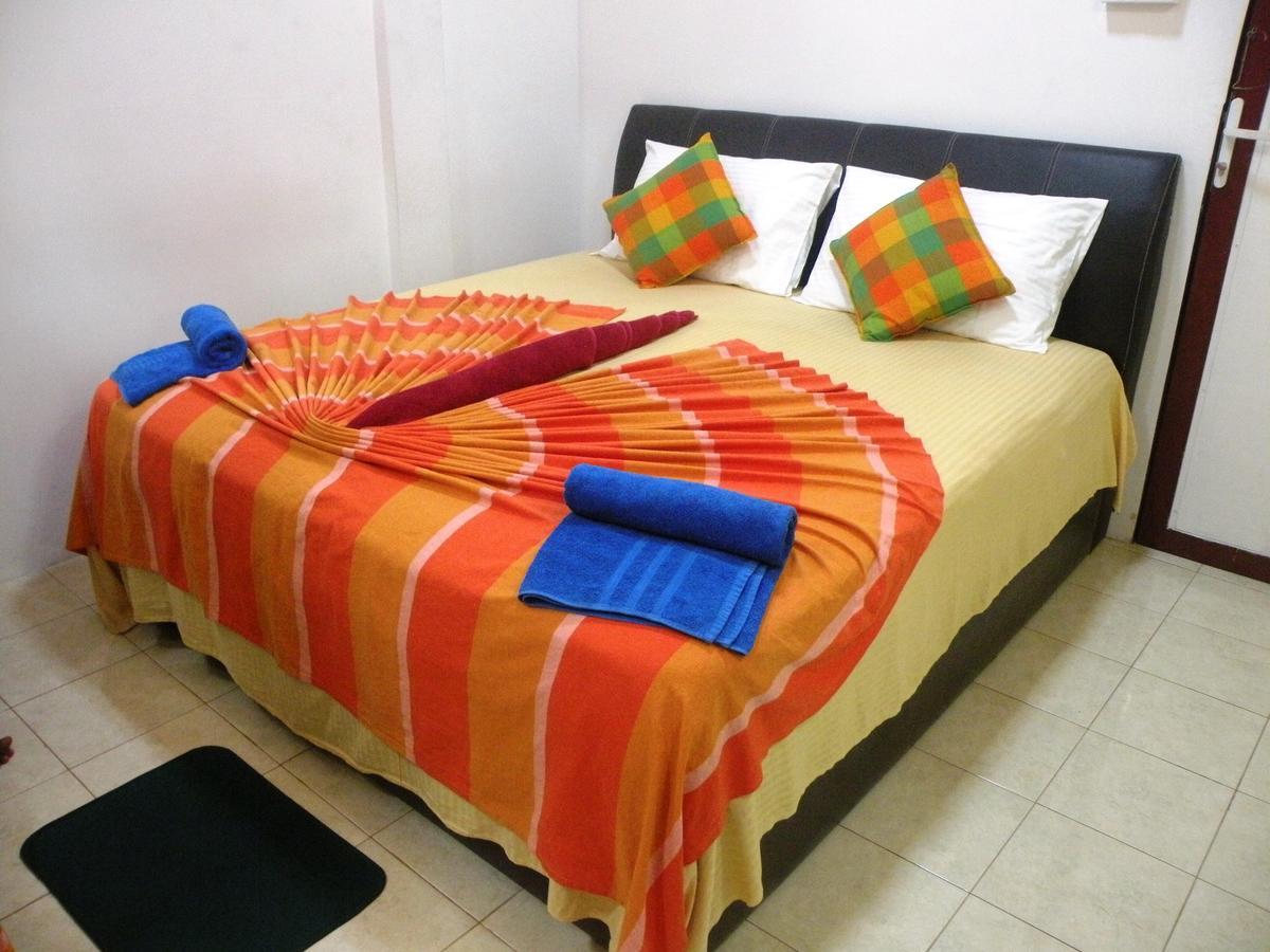 Henderson Airport Residence Negombo Exterior foto